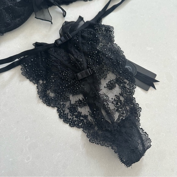 Victoria's Secret Designer Swarovski Black 36B Bra & Panty L Set - Picture 4 of 14